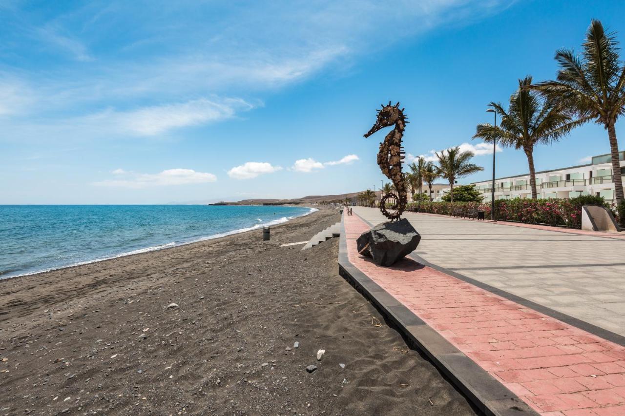 Sunset Beach Tarajalejo Bagian luar foto